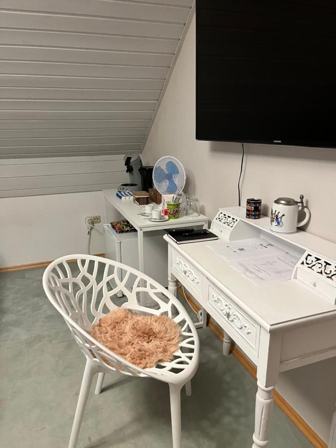 Zimmer Zum Wohlfuehlen Eching  Exteriér fotografie